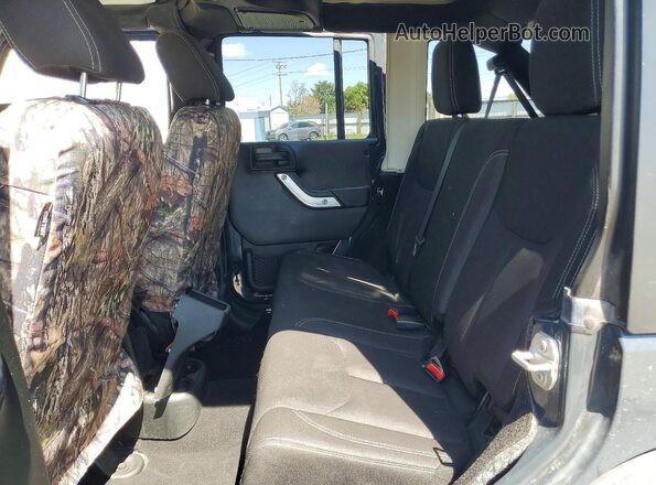 1C4BJWFG3HL651100 2017 JEEP WRANGLER Серый Вид задней части салона