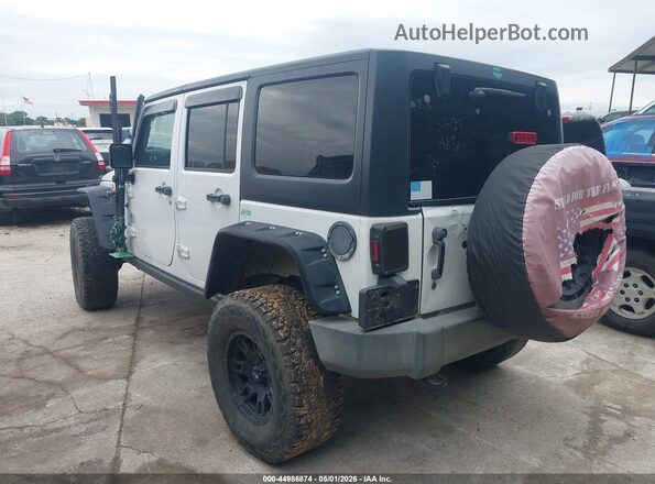 1C4HJWDG8GL113553 2016 JEEP WRANGLER UNLIMITED White Tył lewy
