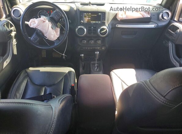 1C4HJWEG2GL335309 2016 JEEP WRANGLER Серый Вид панели приборов