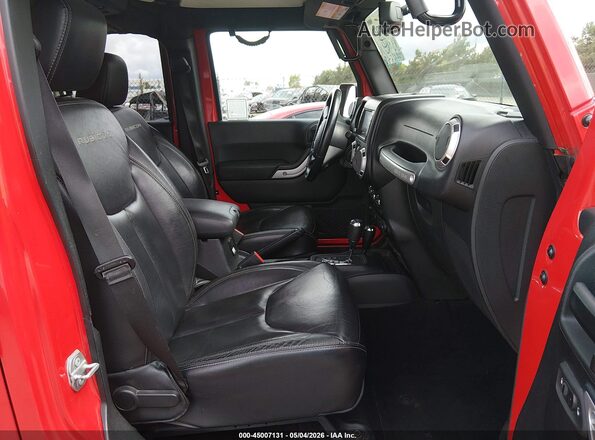 1C4HJWFG1GL225334 2016 JEEP WRANGLER UNLIMITED Красный Вид салона спереди