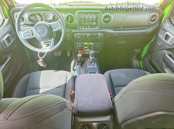 1C4HJXFG6KW522256 2019 JEEP WRANGLER Зеленый Вид панели приборов