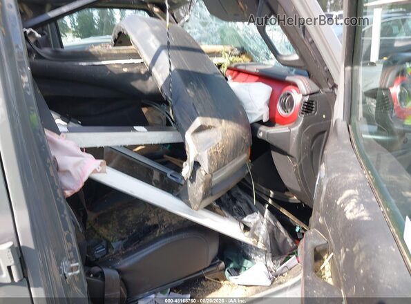 1C4HJXFNXNW176411 2022 JEEP WRANGLER UNLIMITED Gray Front interior view