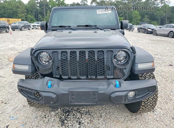 1C4JJXN68PW592648 2023 JEEP WRANGLER Black Widok z przodu