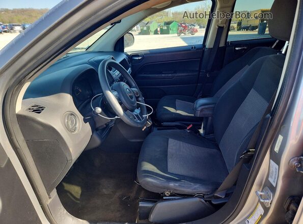 1C4NJCBA0GD574014 2016 JEEP COMPASS Silver Widok wnętrza z przodu
