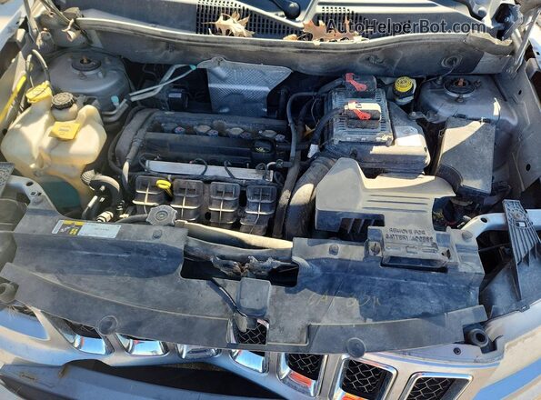 1C4NJCBA0GD574014 2016 JEEP COMPASS Silver Widok wnętrza z tyłu