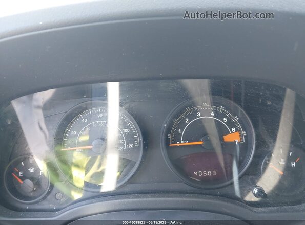 1C4NJCBA0HD156439 2017 JEEP COMPASS Red Widok tylnych siedzeń