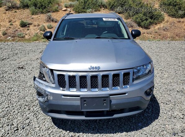 1C4NJCBA9GD641368 2016 JEEP COMPASS Silver Widok z przodu