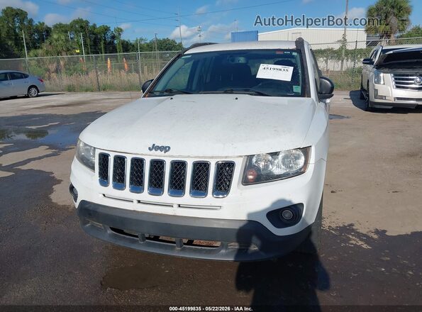 1C4NJCBA9GD675553 2016 JEEP COMPASS Белый Вид спереди