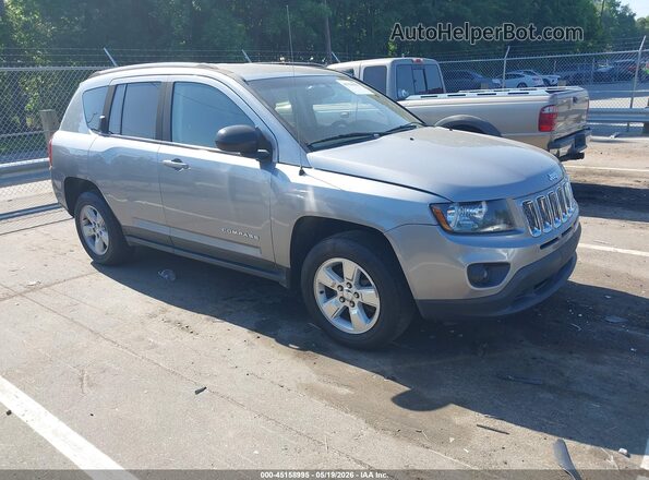 1C4NJCBB8GD765026 2016 JEEP COMPASS Серебряный Передняя правая четверть