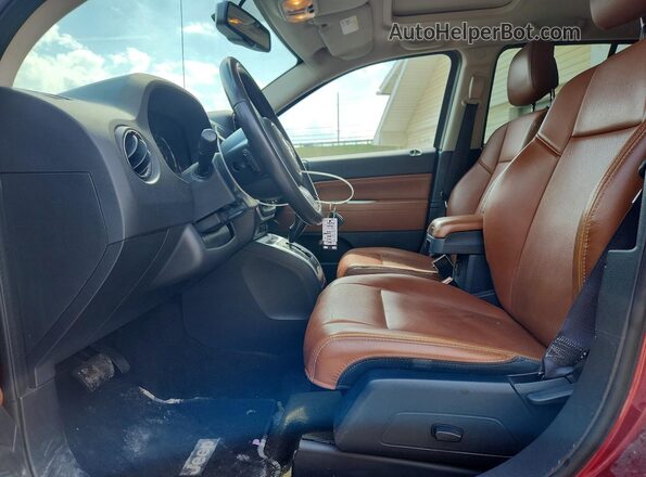 1C4NJCEB3HD189634 2017 JEEP COMPASS Красный Вид салона спереди