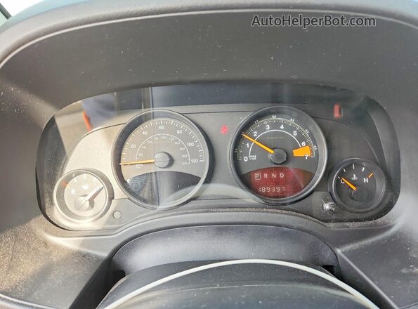 1C4NJDBB5GD552167 2016 JEEP COMPASS Silver Widok zestawu wskaźników
