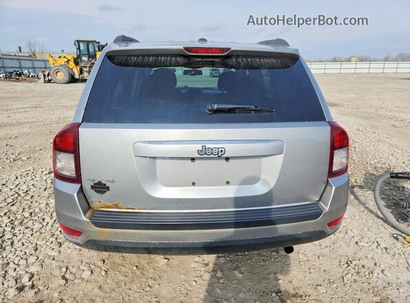 1C4NJDBB5GD552167 2016 JEEP COMPASS Silver Widok z tyłu
