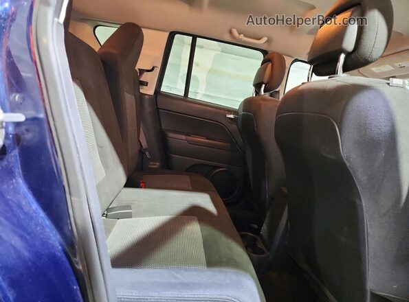1C4NJDBB5GD756869 2016 JEEP COMPASS Blue Սալոնի հետևի տեսք