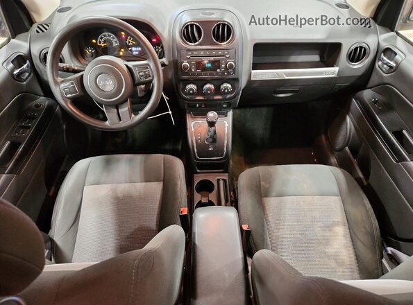 1C4NJDBB7GD520806 2016 JEEP COMPASS Burgundy Widok deski rozdzielczej