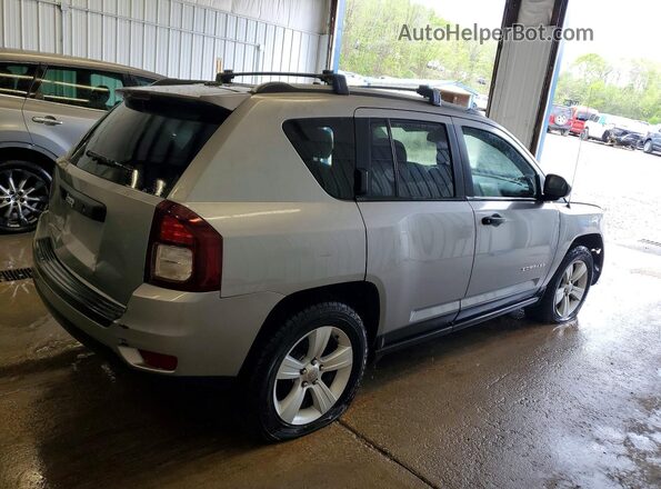 1C4NJDBB8GD759863 2016 JEEP COMPASS Gray Trasero derecho