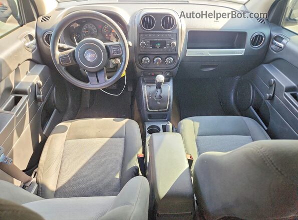 1C4NJDBB9GD535808 2016 JEEP COMPASS Серый Вид панели приборов