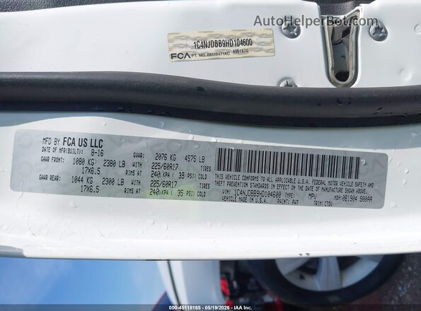 1C4NJDBB9HD104600 2017 JEEP COMPASS White Widok komory silnika