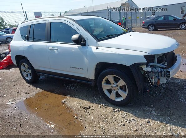 1C4NJDBB9HD104600 2017 JEEP COMPASS White Widok wnętrza 360 stopni