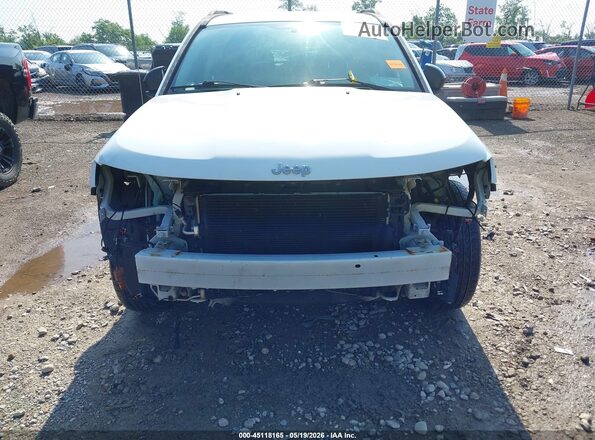 1C4NJDBB9HD104600 2017 JEEP COMPASS White Widok z przodu