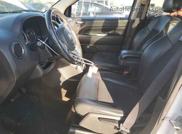 1C4NJDEB1GD661656 2016 JEEP COMPASS White Սալոնի դիմացի տեսք