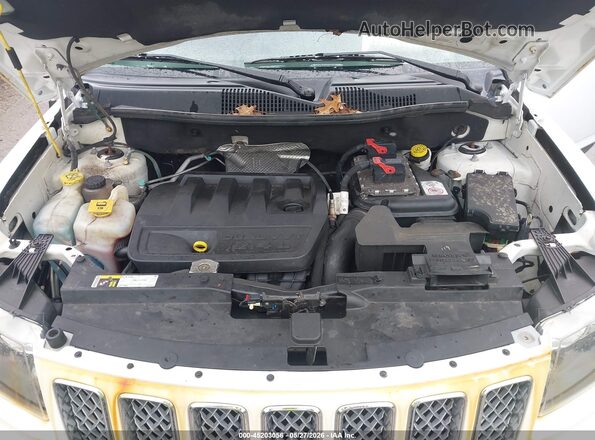 1C4NJDEB1HD101346 2017 JEEP COMPASS Белый Вид сзади