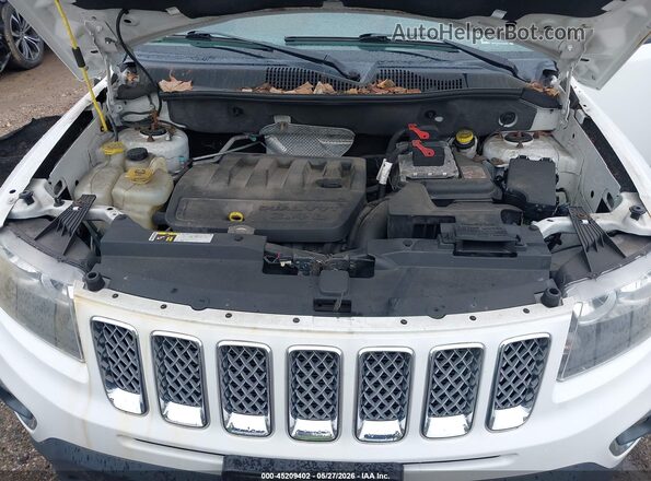 1C4NJDEB9GD558064 2016 JEEP COMPASS Белый Вид сзади