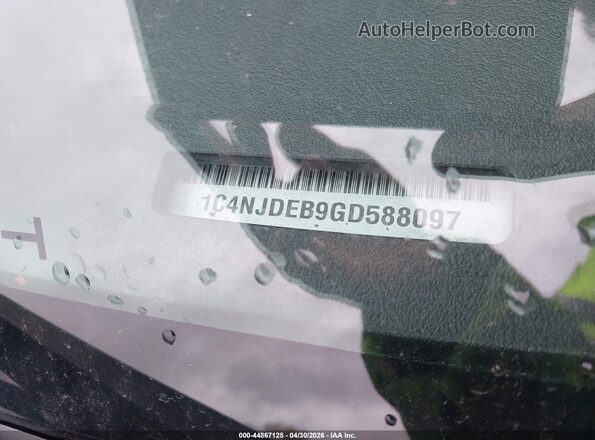 1C4NJDEB9GD588097 2016 JEEP COMPASS Черный Вид подкапотного пространства