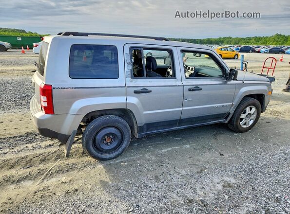 1C4NJPBA0GD789996 2016 JEEP PATRIOT Серебряный Задняя правая четверть