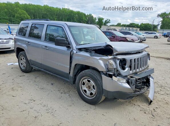 1C4NJPBA0HD166556 2017 JEEP PATRIOT Серебряный Передняя правая четверть