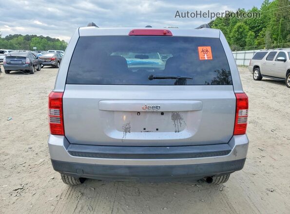1C4NJPBA0HD166556 2017 JEEP PATRIOT Серебряный Вид сзади