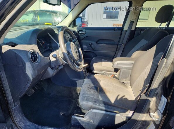 1C4NJPBA3GD783593 2016 JEEP PATRIOT Черный Вид салона спереди
