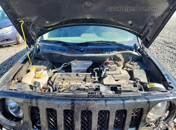 1C4NJPBA3GD783593 2016 JEEP PATRIOT Черный Вид задней части салона