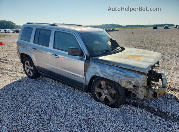 1C4NJPBA6GD604298 2016 JEEP PATRIOT Серебряный Передняя правая четверть