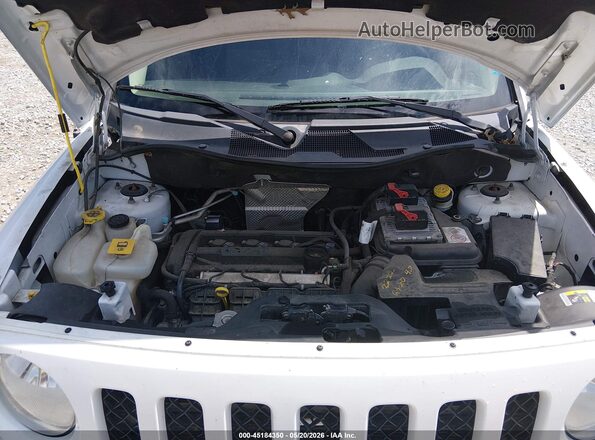 1C4NJPBAXGD648921 2016 JEEP PATRIOT White უკანა ხედი