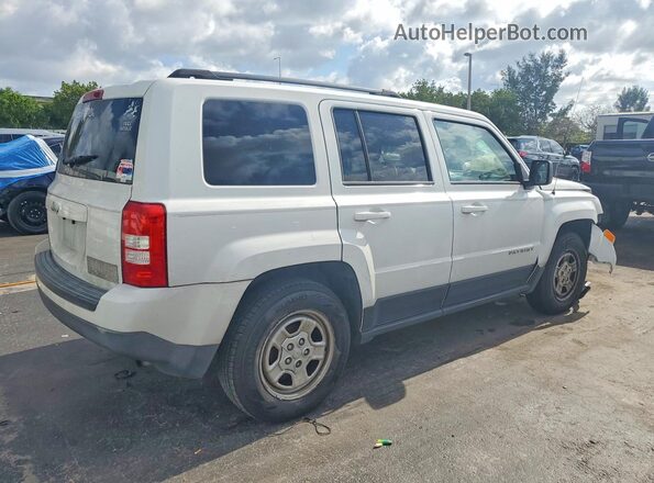 1C4NJPBAXGD699500 2016 JEEP PATRIOT White Trasero derecho