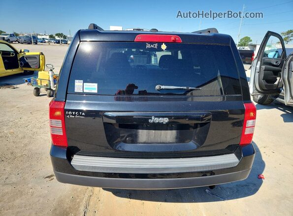 1C4NJPBB5GD629332 2016 JEEP PATRIOT Black Widok z tyłu