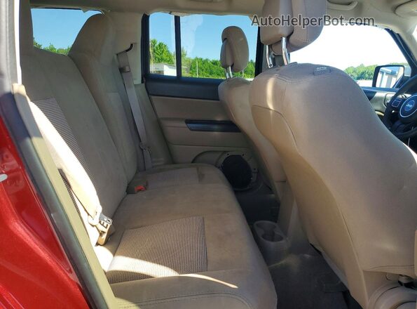 1C4NJPBB9GD604143 2016 JEEP PATRIOT Бордовый Вид задних сидений