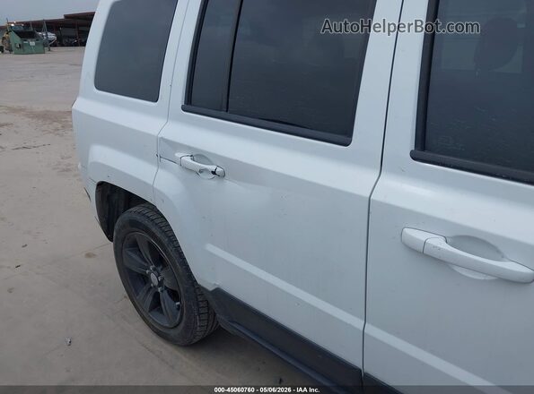 1C4NJPFA1GD794277 2016 JEEP PATRIOT Белый Вид щитка приборов