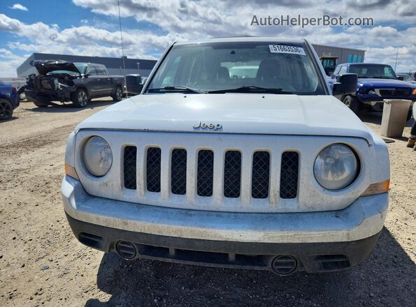 1C4NJRAB3HD159879 2017 JEEP PATRIOT White Вид спереду