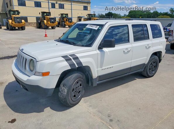 1C4NJRBB0GD759837 2016 JEEP PATRIOT White Front left