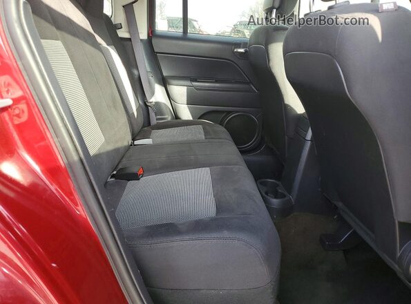 1C4NJRBB9GD682806 2016 JEEP PATRIOT Темно-бордовый Вид задней части салона