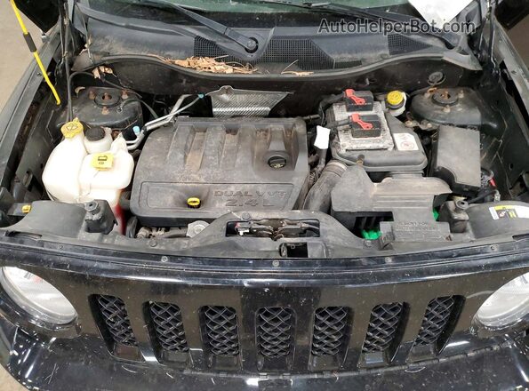 1C4NJRFB2GD758442 2016 JEEP PATRIOT Black Vista del compartimento del motor