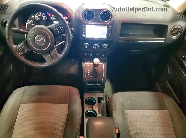 1C4NJRFB5GD586455 2016 JEEP PATRIOT Blue Dashboard view