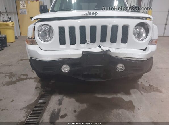 1C4NJRFB5GD712541 2016 JEEP PATRIOT Белый Вид спереди