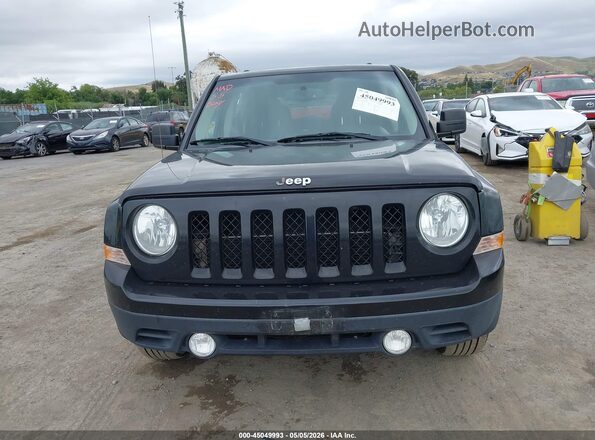 1C4NJRFB5HD174103 2017 JEEP PATRIOT Черный Вид щитка приборов
