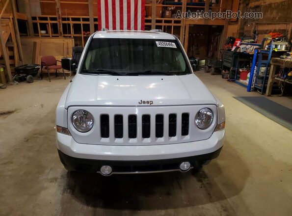 1C4NJRFB6GD566862 2016 JEEP PATRIOT White Widok z przodu
