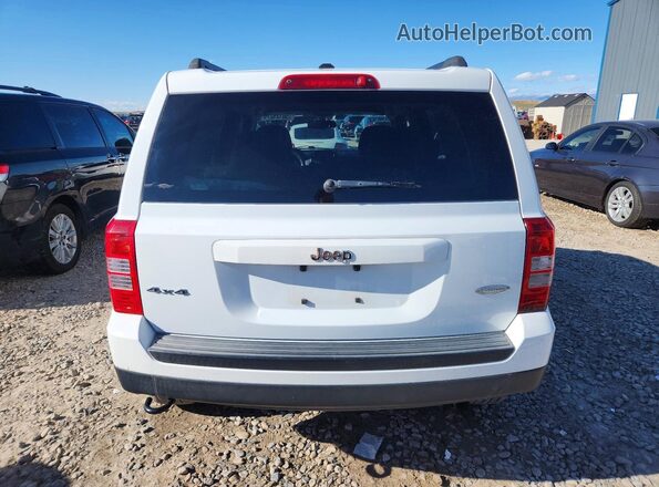 1C4NJRFB6GD585945 2016 JEEP PATRIOT White Вид ззаду