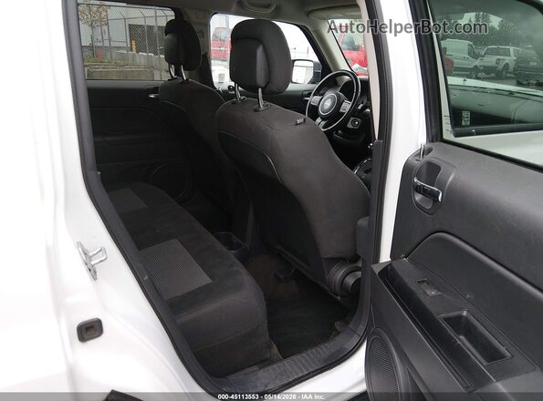 1C4NJRFB6GD804645 2016 JEEP PATRIOT White 