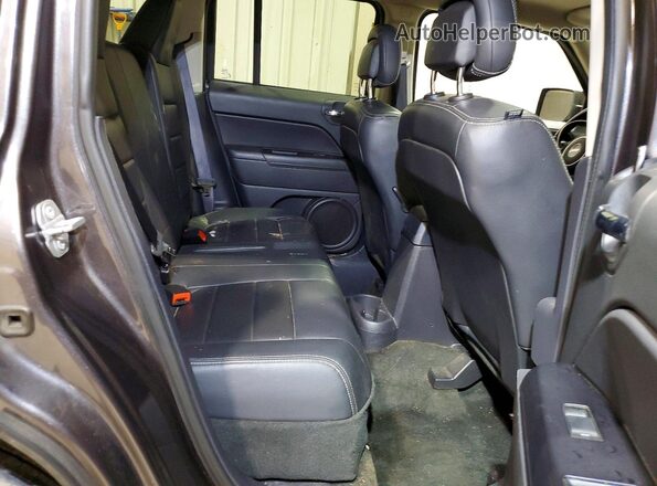 1C4NJRFB8GD725803 2016 JEEP PATRIOT Серый Вид задних сидений