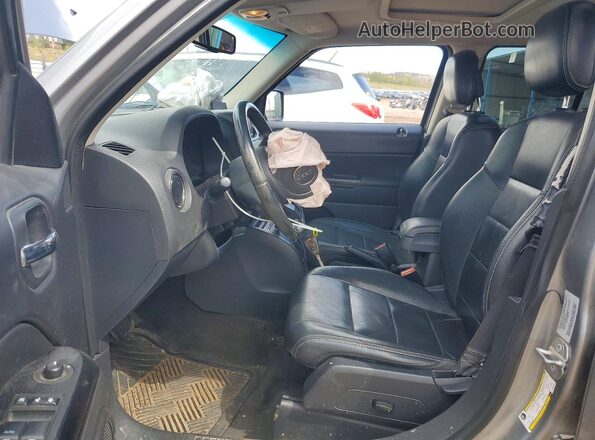 1C4NJRFBXGD545383 2016 JEEP PATRIOT Серый Вид салона спереди